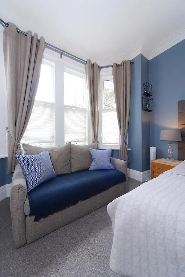 Mory House Bed & Breakfast Bournemouth 3*,