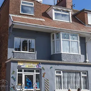 **** Guest house And Away Near The United Kingdom